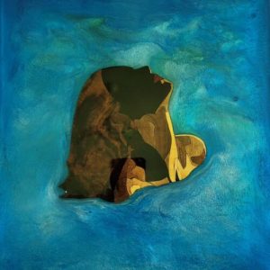 Resin a lady in the ocean